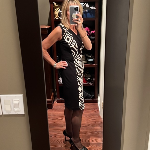 Geometric dress - Picture 4 of 4